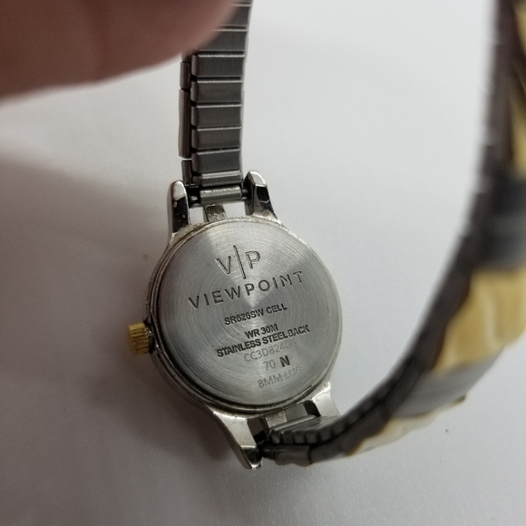 Viewpoint silver and gold tone stretch analog watch - Picture 3 of 4